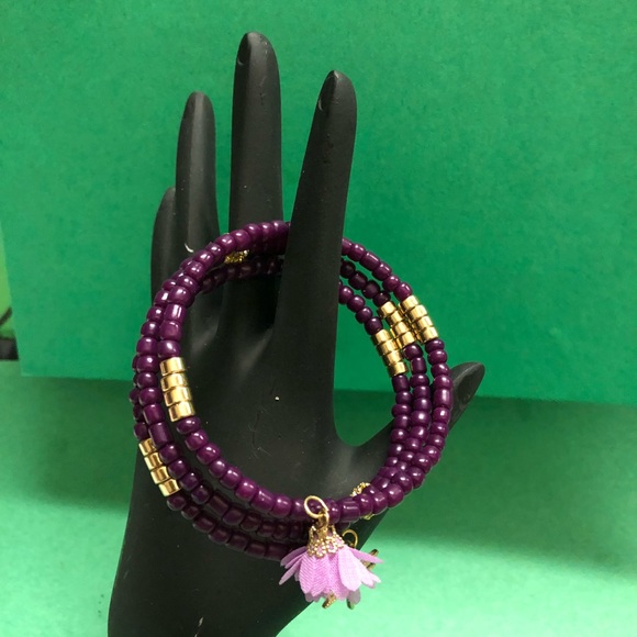 Jewelry - Picture 3 of 6